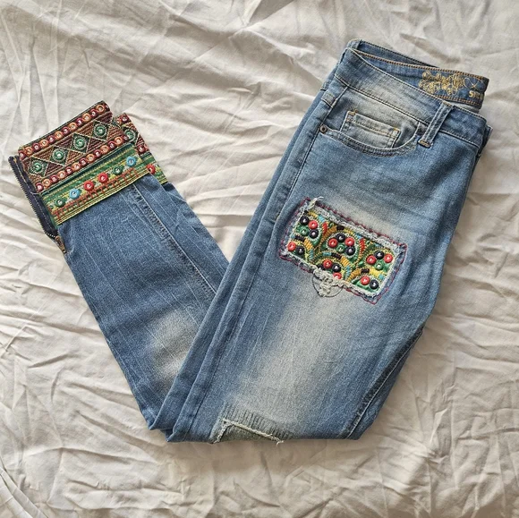 Desigual Pakaian Jada Wanita Embroidered Blue Jeans for Women - Picture 4 of 10